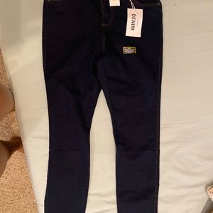 Ladies skinny jeans